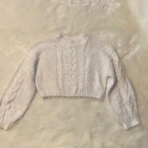 Cropped Cable-Knit Fuzzy Sweater - Cream